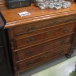 494 7812 CHEST OF DRAWERS